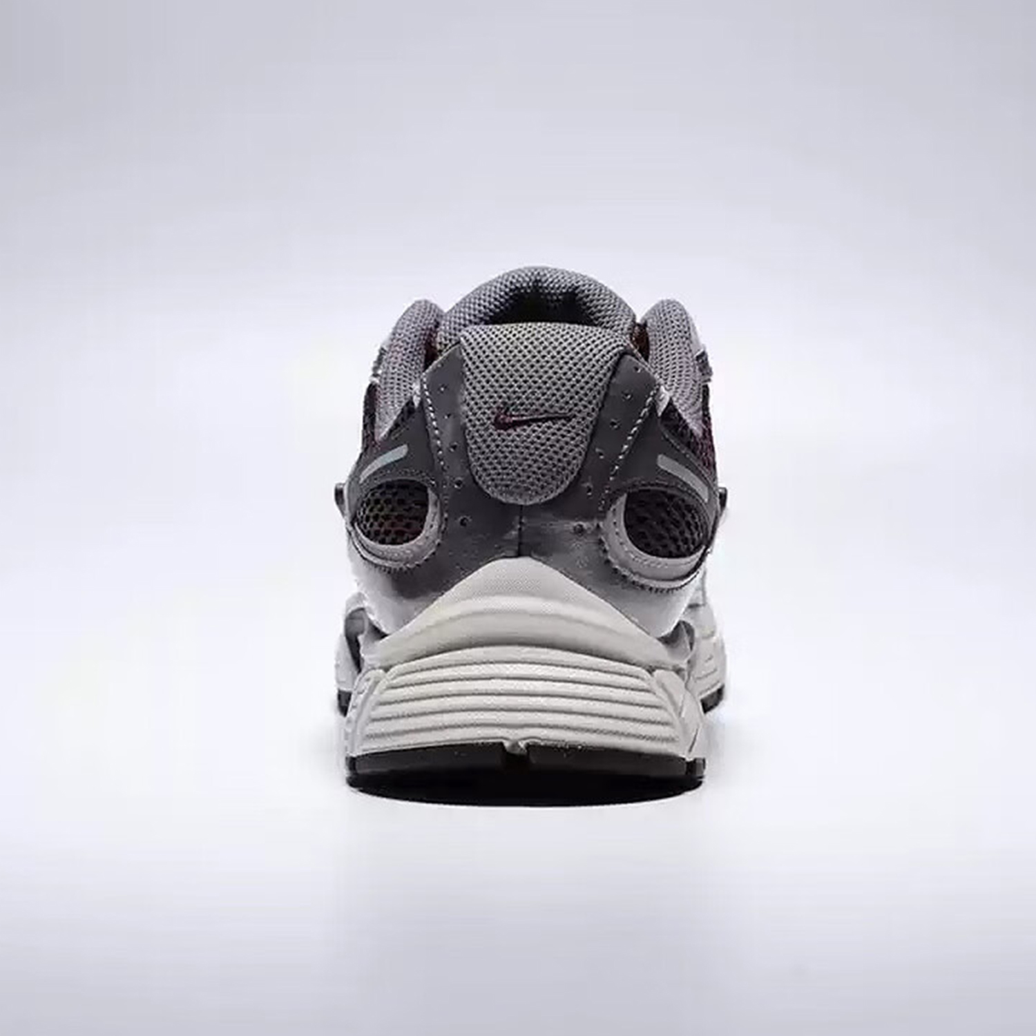 Nike Genuine V5 RNR Men's Ligh - Men'S Shoes V5 Rnr reseña y precio